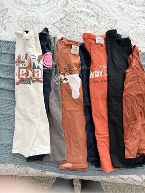 UNIVERSITY OF Texas Longhorns Various Tees